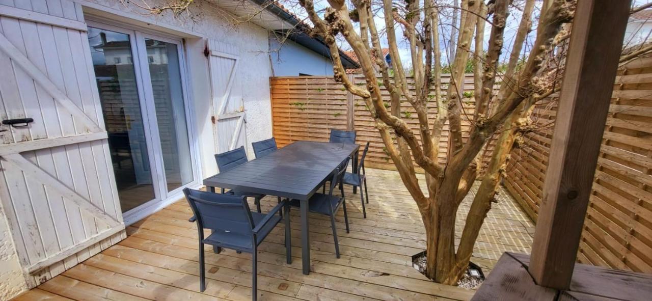 Au Bois Flotte D'Eau D'Ange Villa อูดองช์ ภายนอก รูปภาพ